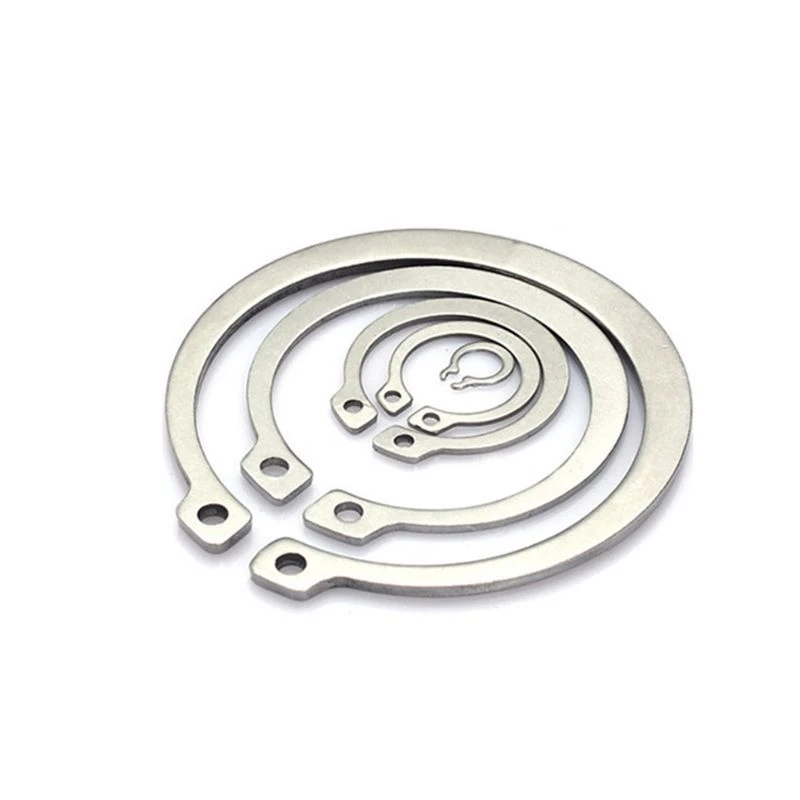 Beugte sich mit den Ringen